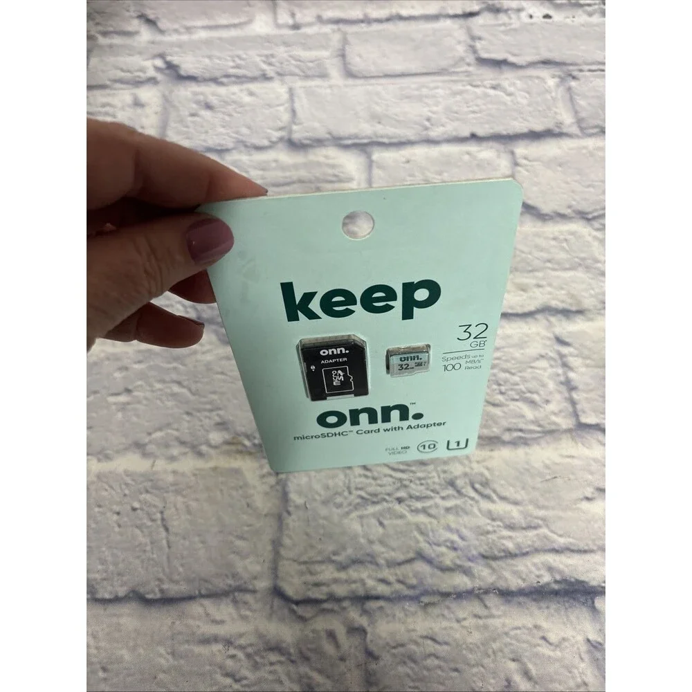 ONN 32GB microSDHC Card with Adapter Class 10 NEW